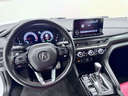 Used 2023 Acura Integra A-Spec image 10