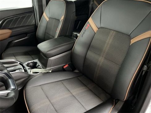 Certified 2024 GMC Canyon AT4 image 18