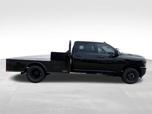 New 2026 RAM 3500 Tradesman AWD/4WD image 30