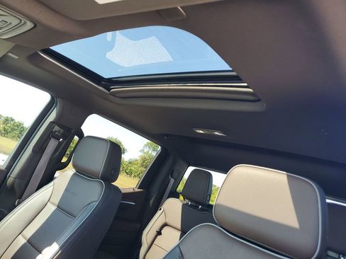 Used 2024 GMC Sierra 1500 Denali image 30