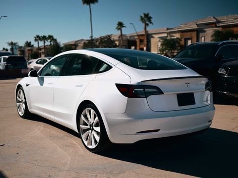Used 2019 Tesla Model 3 Long Range image 5
