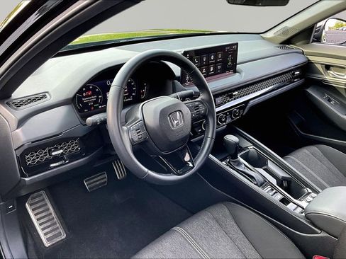 Used 2024 Honda Accord Sport image 14