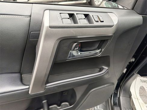 Used 2021 Toyota 4Runner SR5 Premium image 14