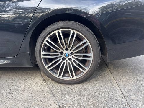 Used 2018 BMW 530i xDrive image 12