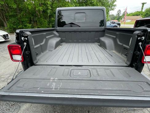 Used 2020 Jeep Gladiator Sport w/ Quick Order Package 24S AWD/4WD image 22