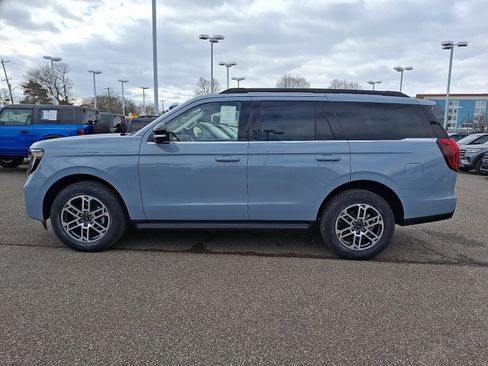 New 2026 Ford Expedition Active AWD/4WD image 4