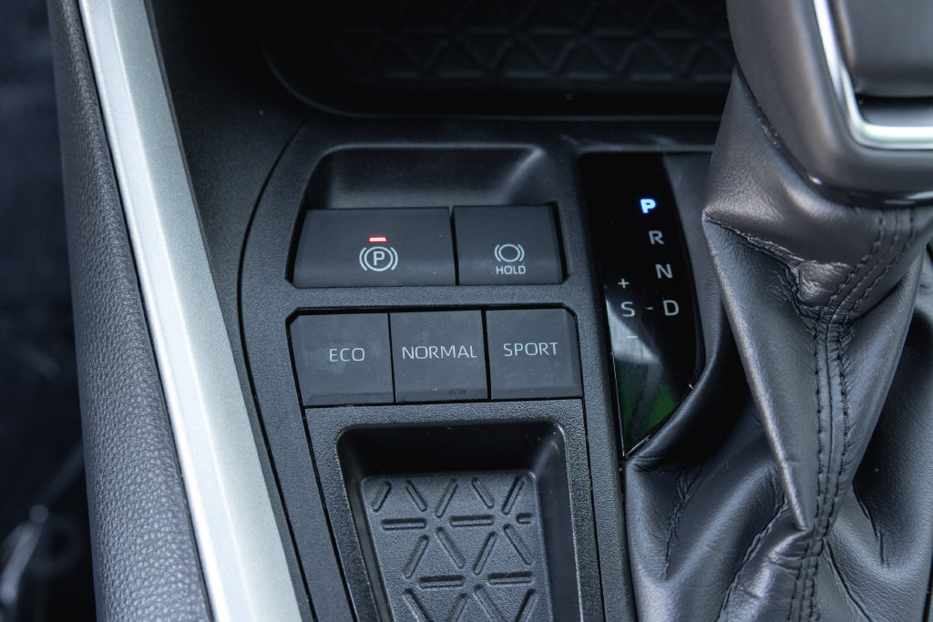 Certified 2023 Toyota RAV4 XLE Premium FWD image 20