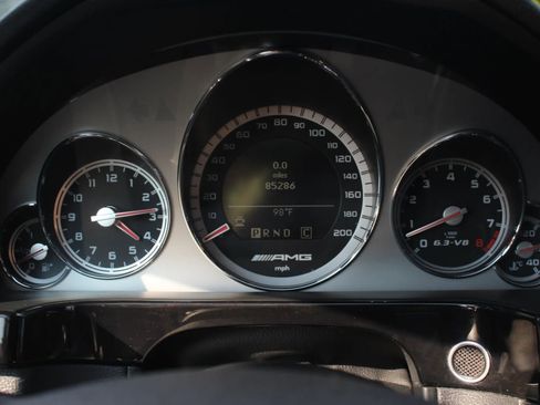 Used 2010 Mercedes-Benz E 63 AMG Sedan image 19