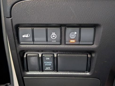 Used 2023 Nissan Armada SL image 22