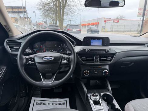Used 2020 Ford Escape S image 19