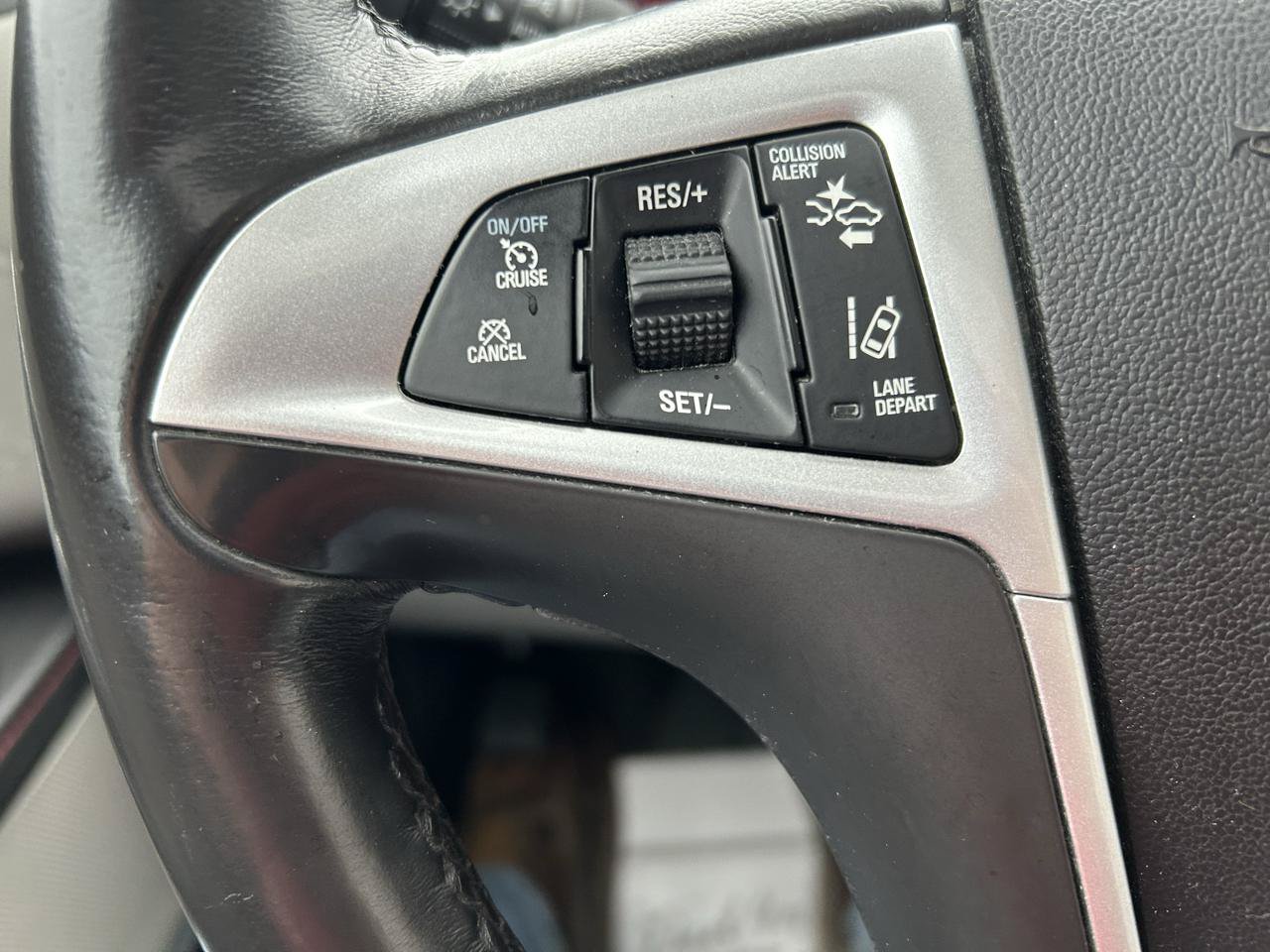 Used 2013 Chevrolet Equinox LTZ AWD/4WD image 19