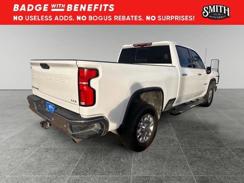 Used 2024 Chevrolet Silverado 2500 LTZ w/ LTZ Convenience Package image 4