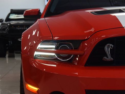 Used 2011 Ford Mustang Shelby GT500 RWD image 17