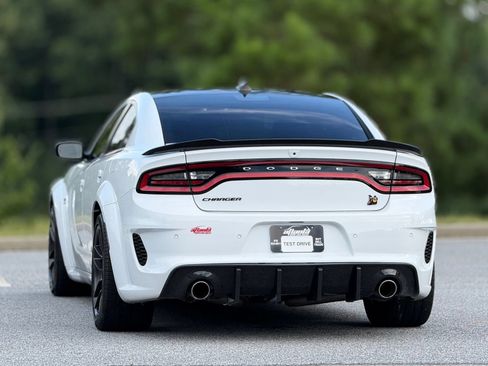 Used 2022 Dodge Charger Scat Pack RWD image 5