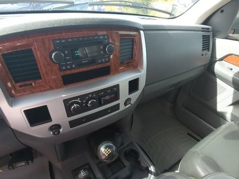 Used 2006 Dodge Ram 3500 Truck Laramie w/ Trailer Tow Group AWD/4WD image 39