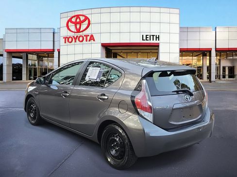 Used 2015 Toyota Prius C Two image 7