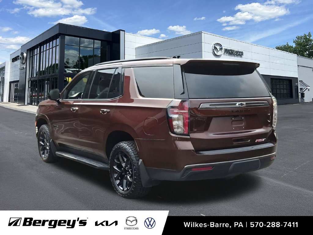 Used 2022 Chevrolet Tahoe RST w/ Luxury Package AWD/4WD image 16