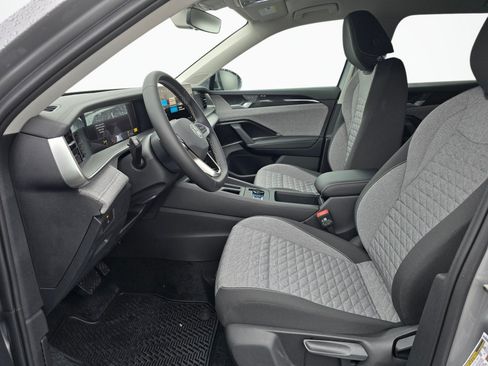 New 2026 Volkswagen Tiguan S AWD/4WD image 18