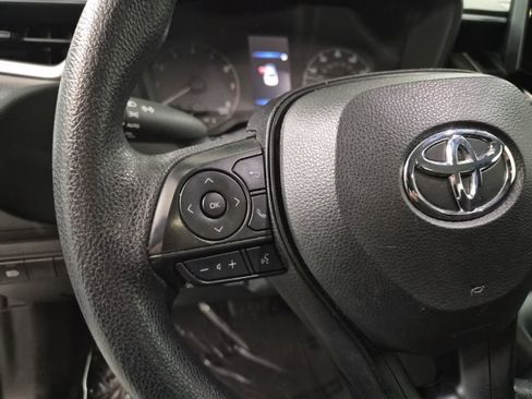 Used 2023 Toyota Corolla LE image 16