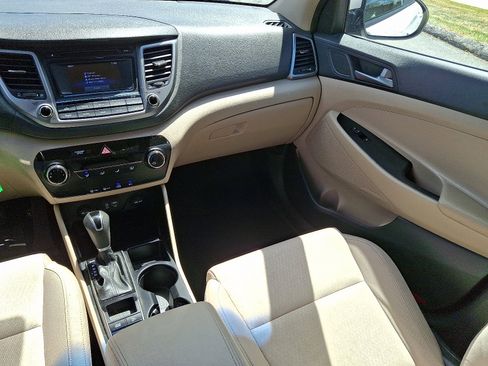 Used 2016 Hyundai Tucson SE w/ Option Group 02 image 16