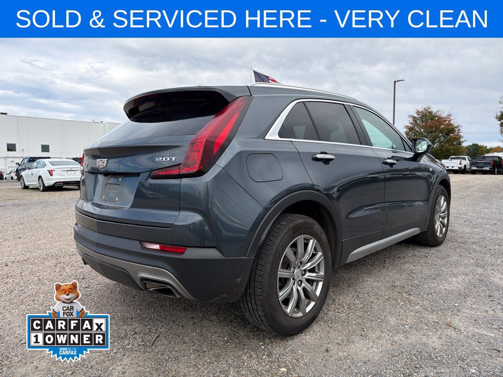 Used 2019 Cadillac XT4 Premium Luxury w/ Cold Weather Package FWD image 11