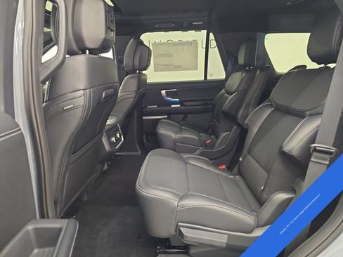 New 2026 Ford Expedition Platinum w/ Stealth Appearance Package AWD/4WD image 23