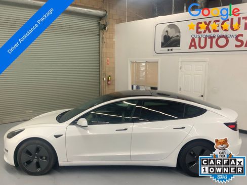 Used 2021 Tesla Model 3 Standard Range Plus image 7