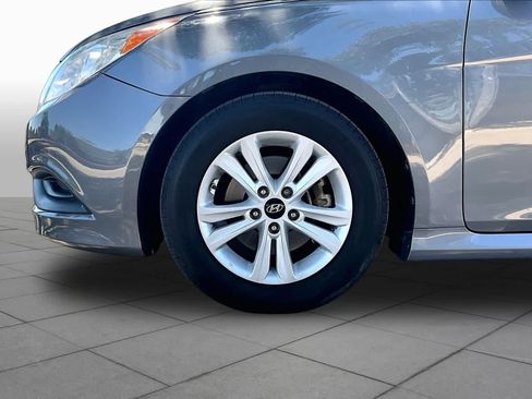 Used 2014 Hyundai Sonata GLS w/ Popular Equipment Group 2 FWD image 11