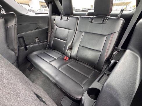 Certified 2023 Ford Explorer ST-Line w/ Class IV Trailer Tow Package image 32