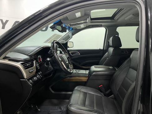 Used 2019 GMC Yukon Denali image 15