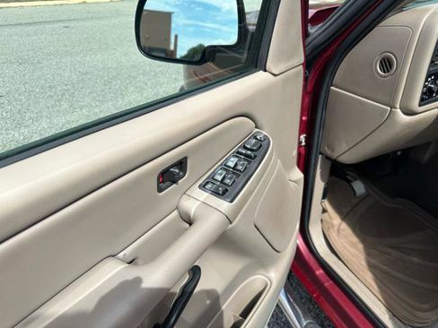 Used 2006 Chevrolet Silverado 1500 LT w/ Light Duty Power Package image 23