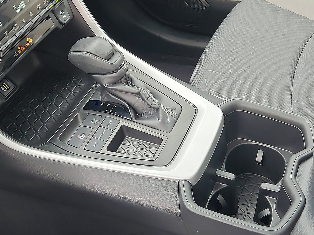 Certified 2023 Toyota RAV4 XLE w/ Convenience Package FWD image 20