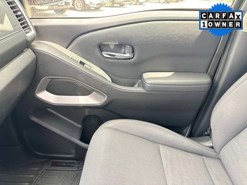 Used 2022 Nissan Frontier SV image 27