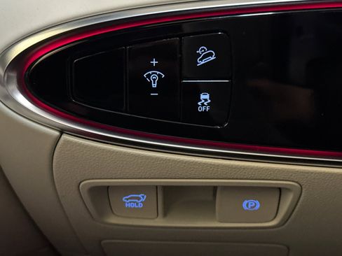 New 2025 Genesis Electrified GV70 Advanced image 31