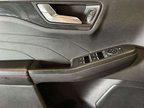 Used 2024 Ford Escape ST-Line w/ Tech Pack #1 AWD/4WD image 19
