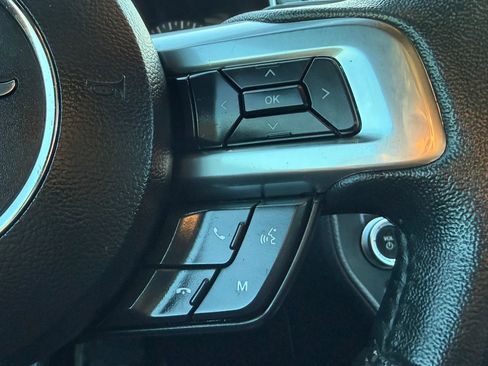 Used 2019 Ford Mustang Coupe image 25