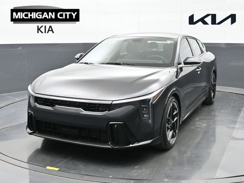 Used 2025 Kia K4 GT-Line w/ GT-Line Sunroof Package FWD image 1