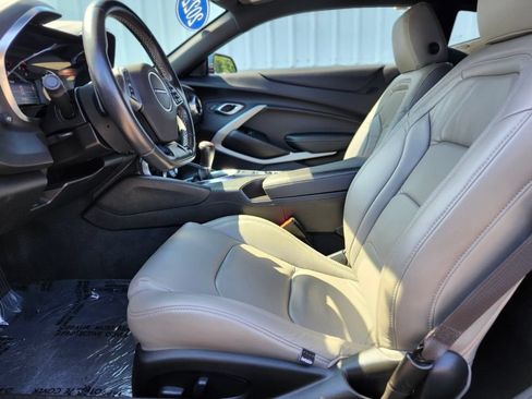 Used 2022 Chevrolet Camaro LT RWD image 12