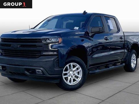 Used 2022 Chevrolet Silverado 1500 LT AWD/4WD image 1