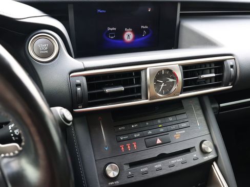 Used 2020 Lexus IS 300 w/ Premium Package image 20