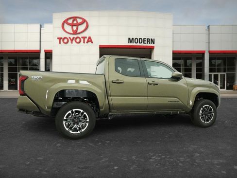 New 2026 Toyota Tacoma TRD Sport AWD/4WD image 10