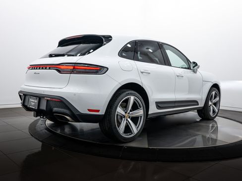 New 2026 Porsche Macan AWD/4WD image 7