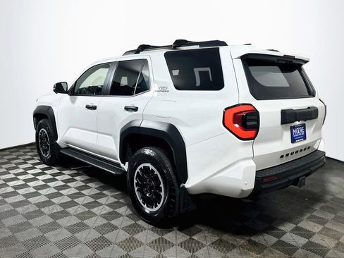 Certified 2025 Toyota 4Runner TRD Off-Road Premium AWD/4WD image 5