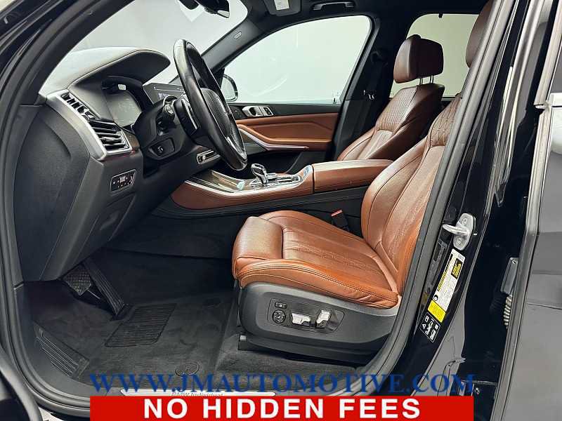 Used 2019 BMW X5 xDrive40i w/ Executive Package AWD/4WD image 13