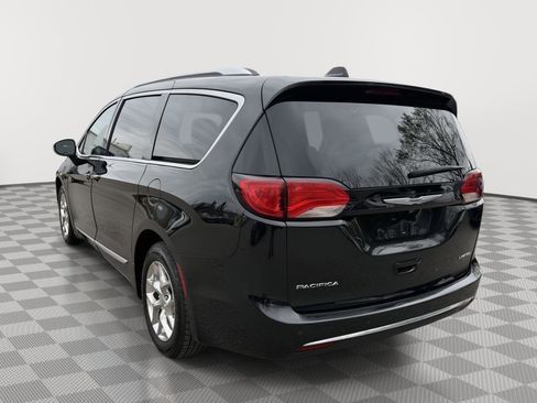 Used 2019 Chrysler Pacifica Limited FWD image 7