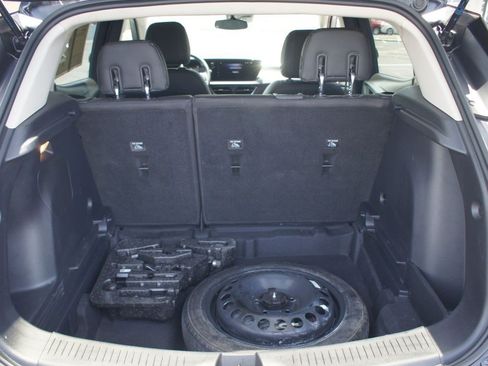 Used 2025 Buick Encore GX Preferred AWD/4WD image 14