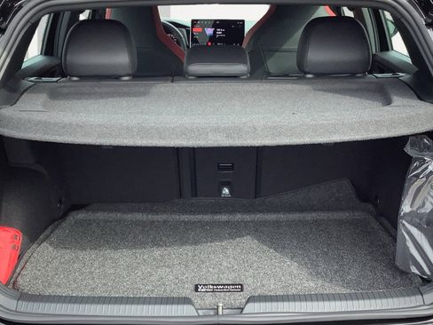 New 2026 Volkswagen GTI SE image 14