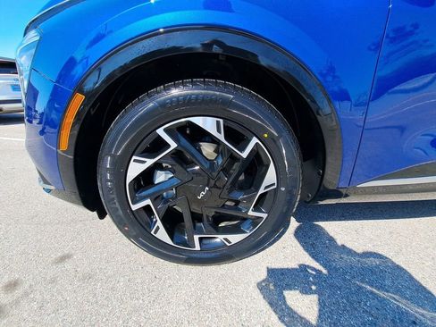 Used 2023 Kia Sportage SX image 11