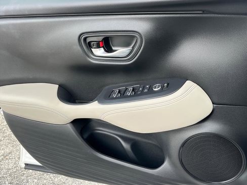 Certified 2025 Honda HR-V EX-L image 20