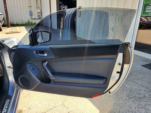 Used 2017 Toyota 86 image 15